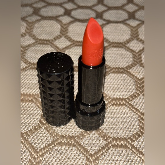 Kat Von D Studded Kiss Lipstick in Misfit - Picture 4 of 5